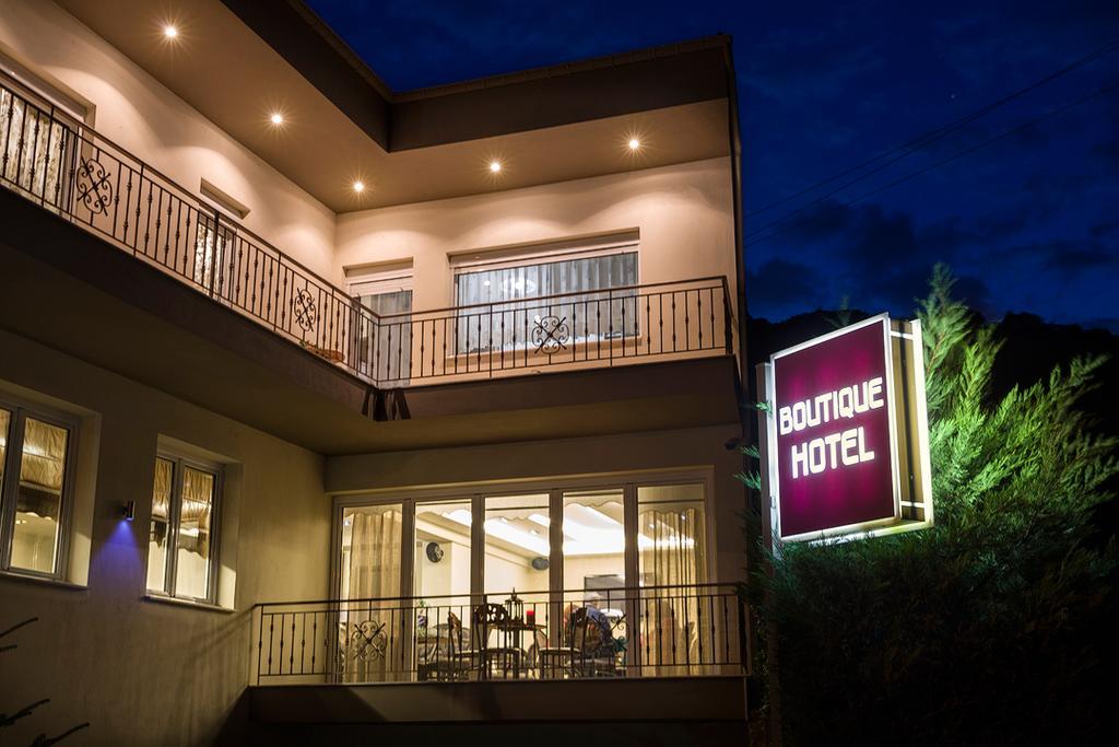 Pansion Zafeiriou Hotel Castória Exterior foto